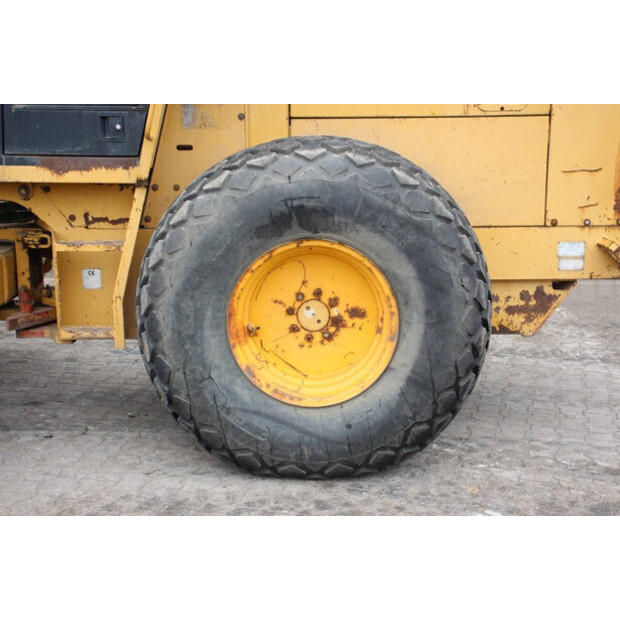 1998 كاتربيلر CS-563C-41811866