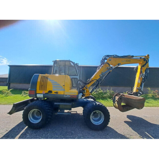 2002 Neuson 6502-41812304