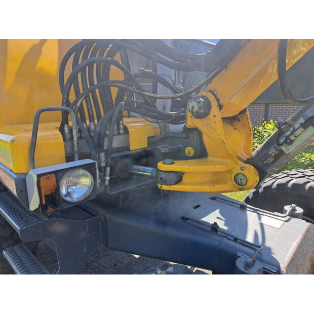 2002 Neuson 6502-41812313