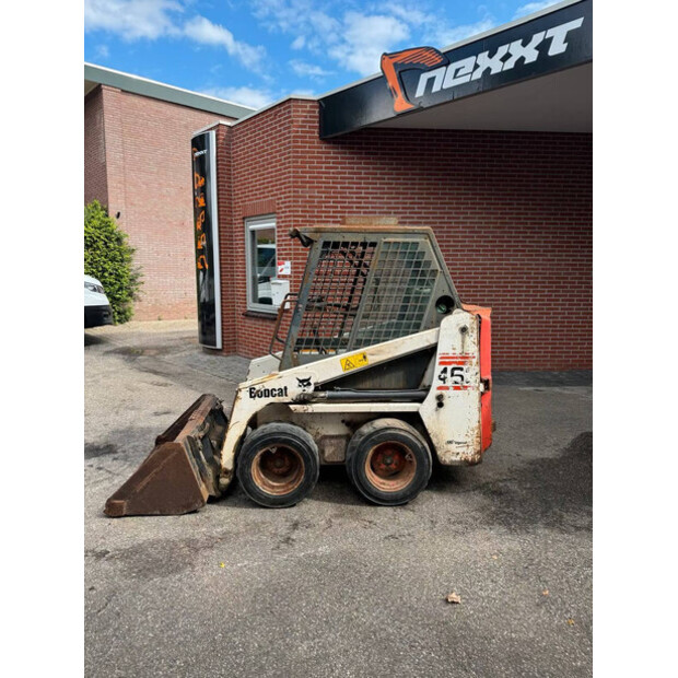 BOBCAT 463-41813443