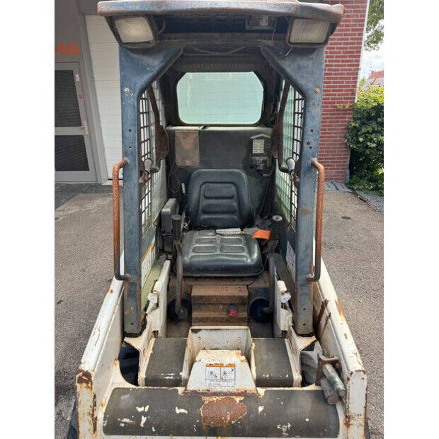 BOBCAT 463-41813452