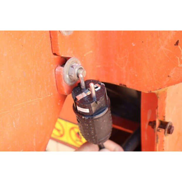 2015 JLG R6-41813697