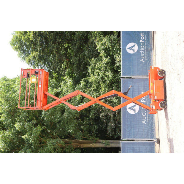 2015 JLG R6-41813718