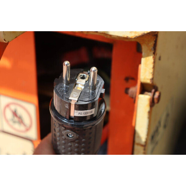 2015 JLG R6-41813778