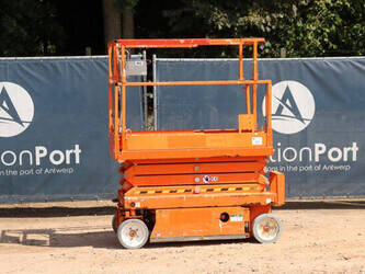 Image for SCISSOR LIFTS 2015 SkyJack SJIII 3219
