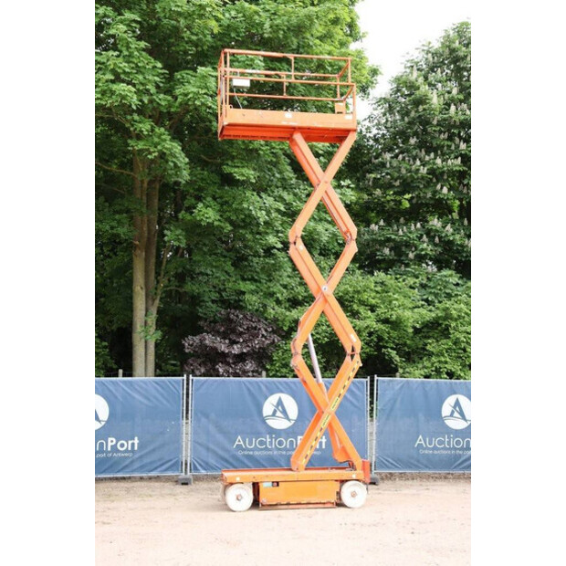 2011 SkyJack SJ III - 3220-41813950