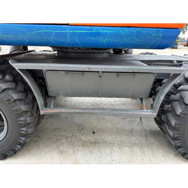 2005 Atlas 1505-41814896
