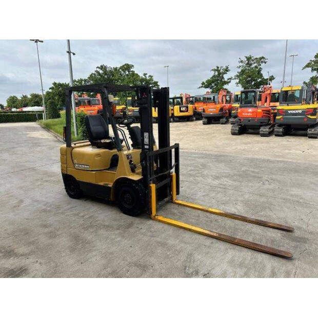 2000 MITSUBISHI FG15-41815112