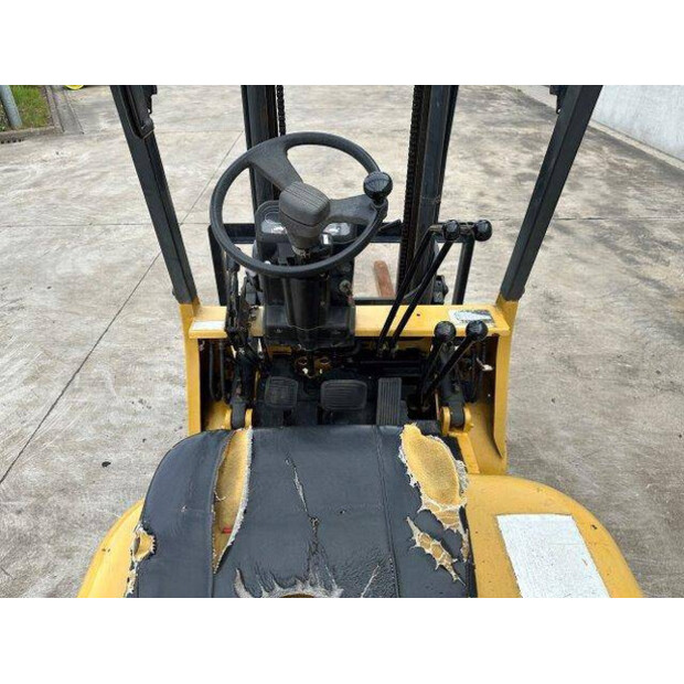 2000 MITSUBISHI FG15-41815127