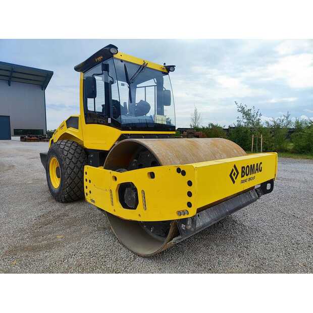 2020 BOMAG BW213 D-5-41822612