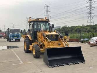 Image for BACKHOE LOADERS 2024 Caterpillar 420F