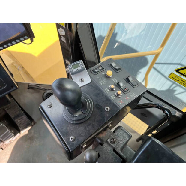 2011 Caterpillar 824H-41828074