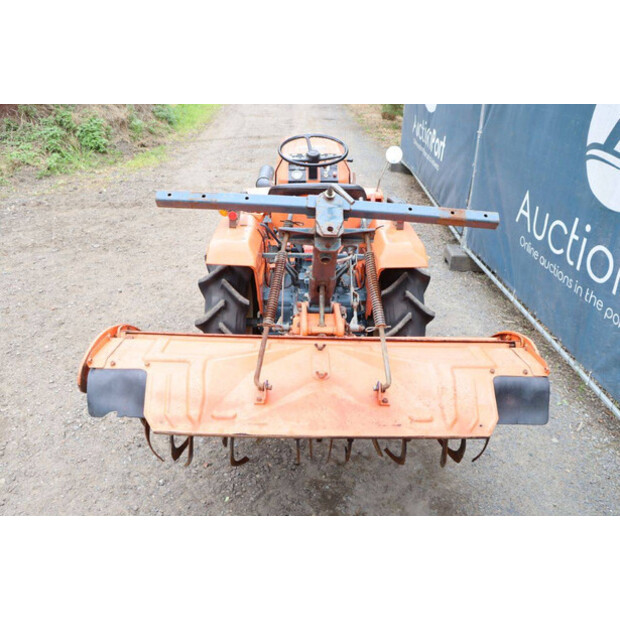 KUBOTA B1402-41830394