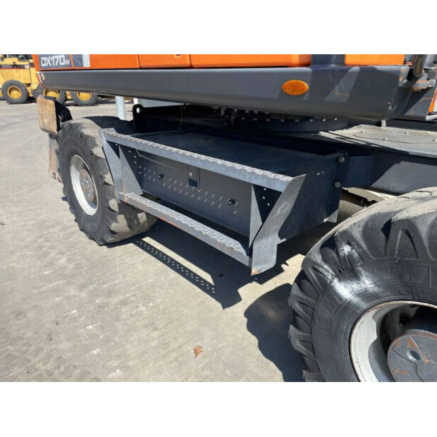 2015 Doosan DX170W-5-41834339