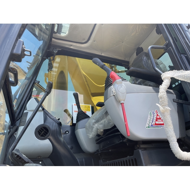 2024 Komatsu PC400-41835063