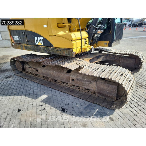2011 كاتربيلر 323DL-41835367