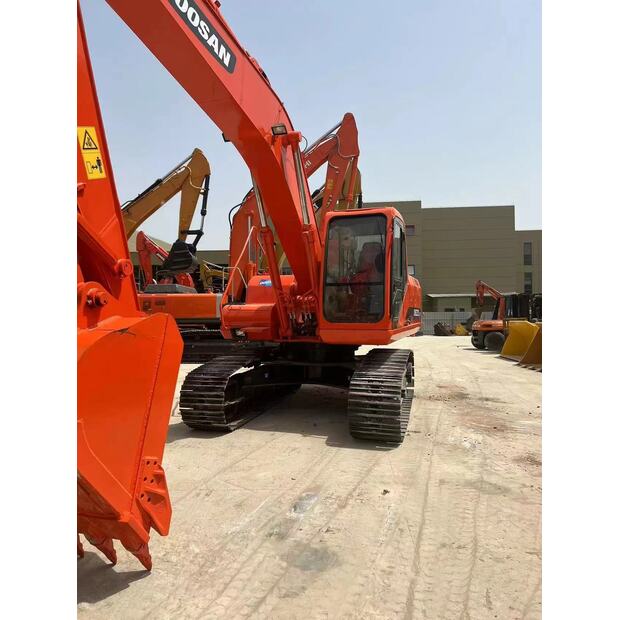 2022 دووسان DH220-7-41835584