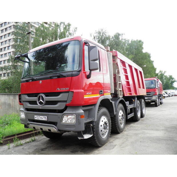 2018 Mercedes-Benz 4141K-41835614