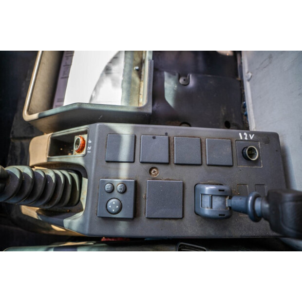 2004 Iveco EUROCARGO 120E18-41836155
