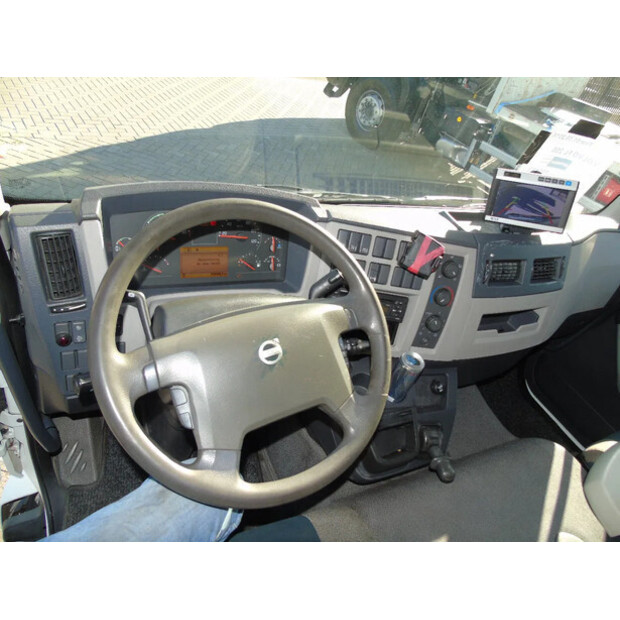 2016 فولفو FL 250-41836551