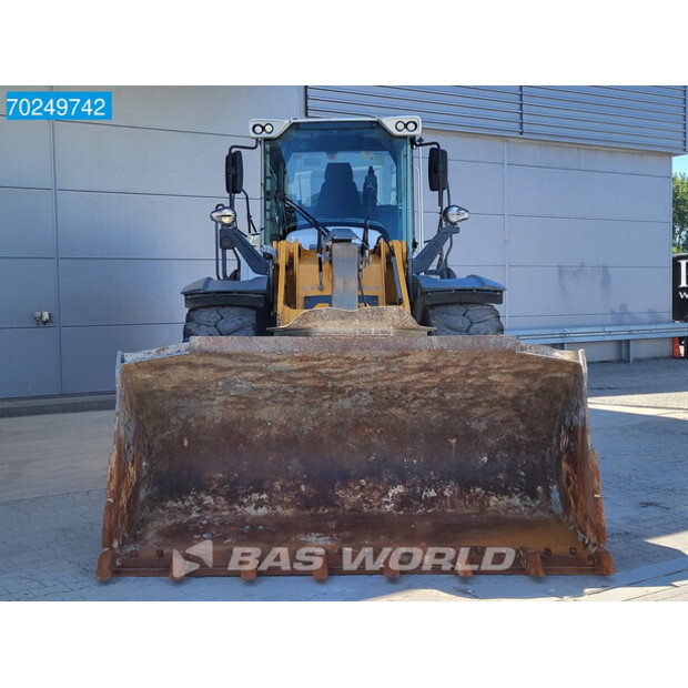 2021 Liebherr L556-41851372