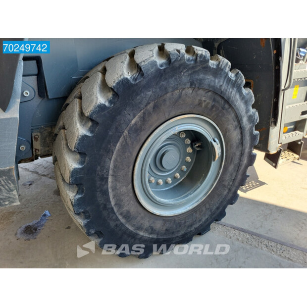 2021 Liebherr L556-41851380