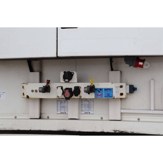 2018 Schmitz Cargobull SCB*S3B-41852823