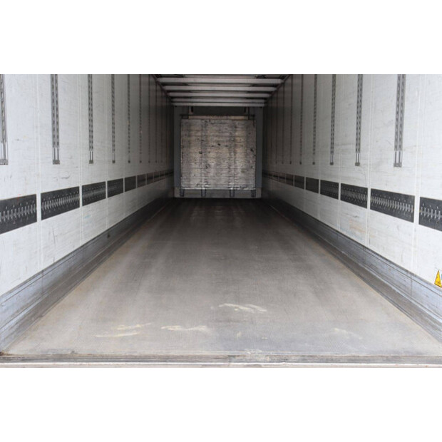 2018 Schmitz Cargobull SCB*S3B-41852868