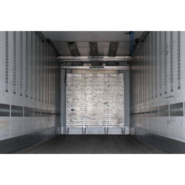 2017 Schmitz Cargobull SCB*S3B-41852944