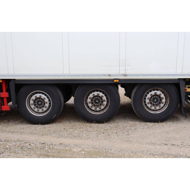 2018 Schmitz Cargobull SCB*S3B-41854125
