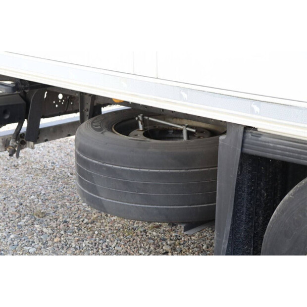 2019 Schmitz Cargobull SCB*S3B-41854319