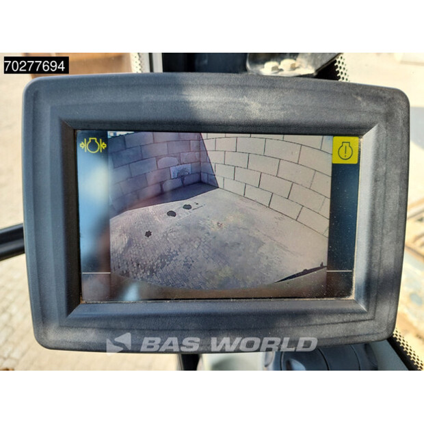 2014 ليبهير R946 S HD-41855138