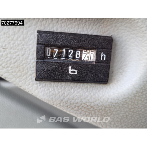2014 ليبهير R946 S HD-41855140