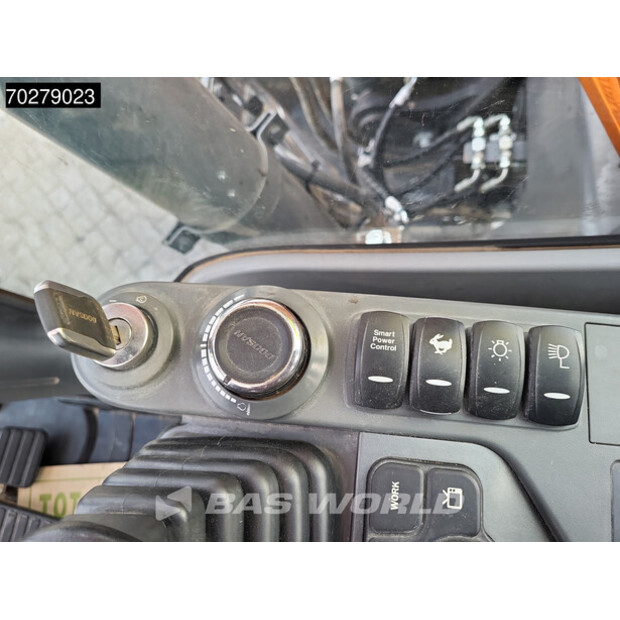 2021 Doosan DX140LC-5-41855194