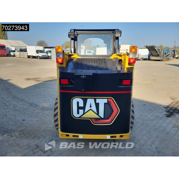 2024 Caterpillar 216B3-41855561