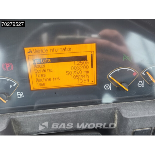 2013 فولفو L250G-41855662