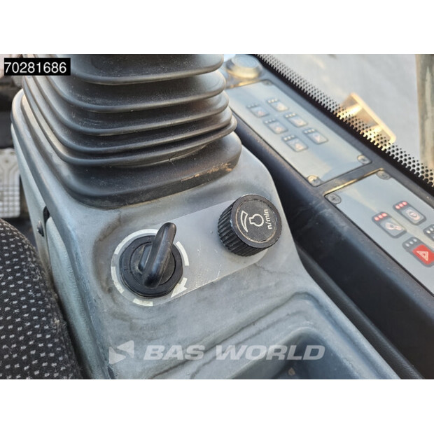 2018 Liebherr LH30M-41855929