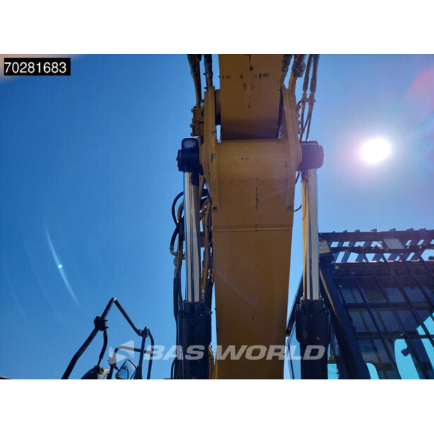 2018 Caterpillar 325FL-41856038