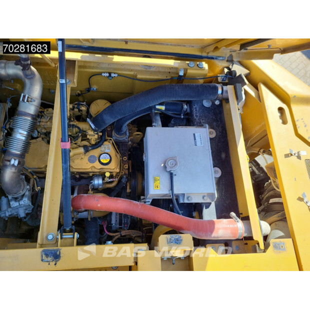 2018 Caterpillar 325FL-41856050