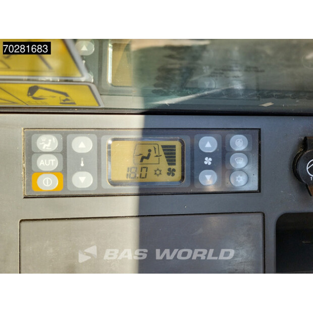 2018 Caterpillar 325FL-41856067
