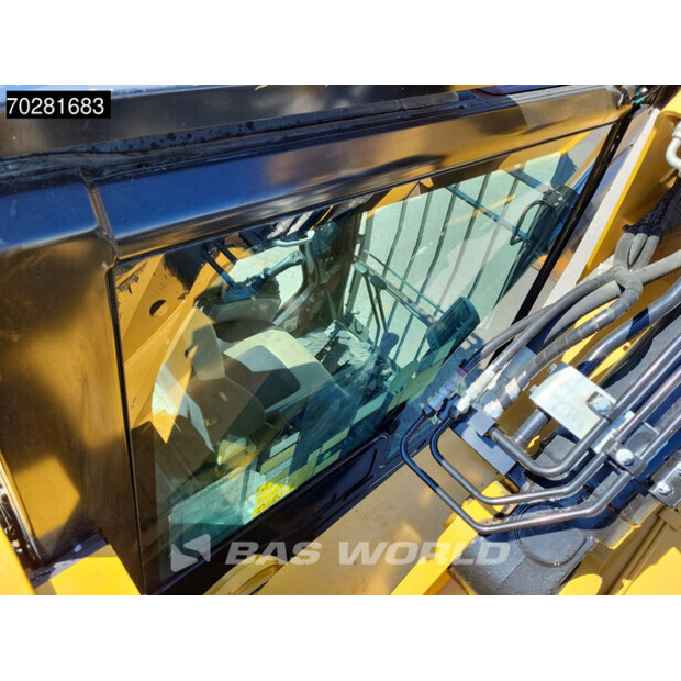 2018 Caterpillar 325FL-41856074