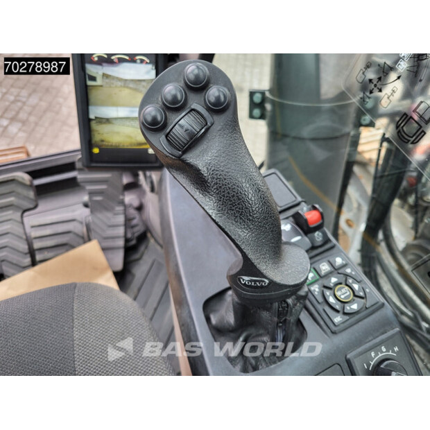 2022 Volvo EC300EL-41856595