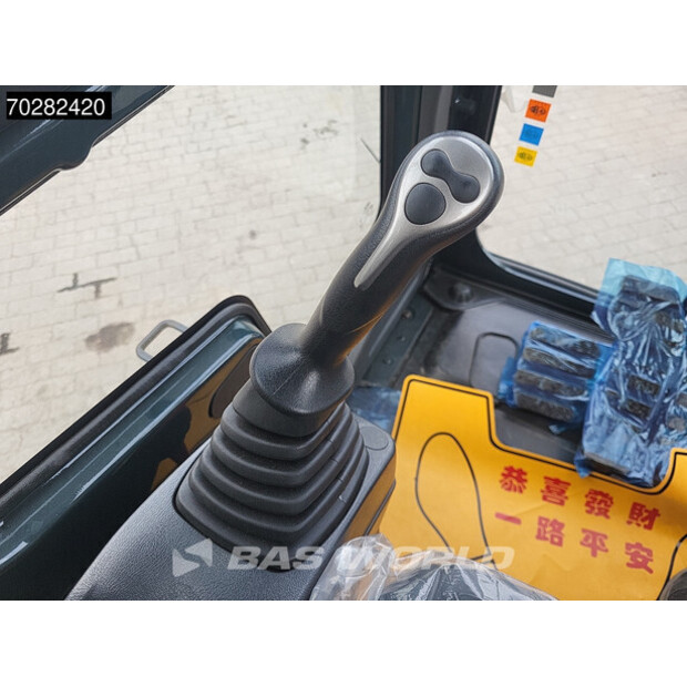 2025 Hyundai HX130-41857017