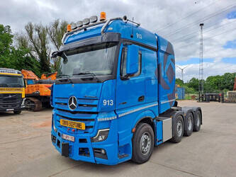 صورة ل رؤوس شاحنات 2024 مرسيدس بنز Actros 4463 LS