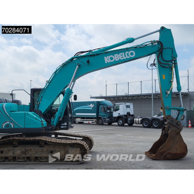 2015 كوبيلكو SK210LC-10-41858101
