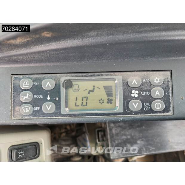 2015 كوبيلكو SK210LC-10-41858127