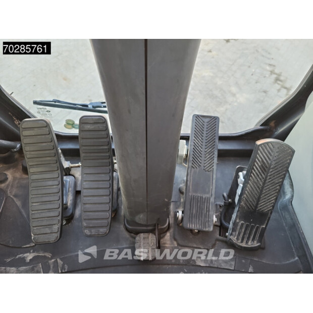 2017 Doosan DX165W-5-41858224