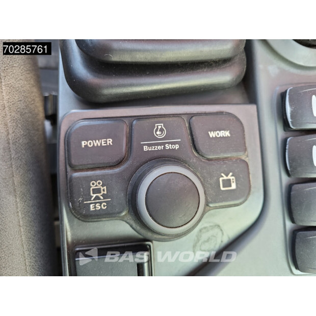 2017 Doosan DX165W-5-41858227