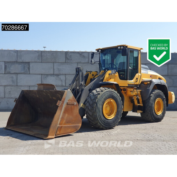 2015 فولفو L120H-41858236