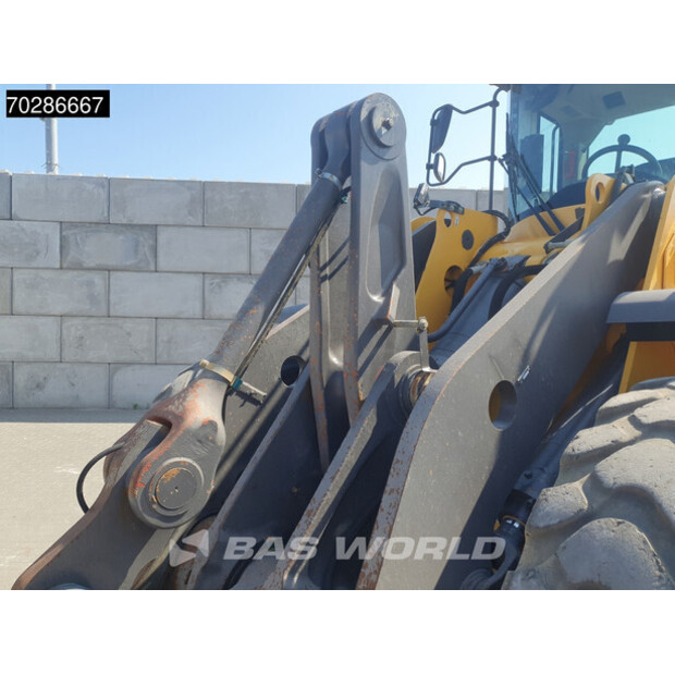 2015 فولفو L120H-41858247